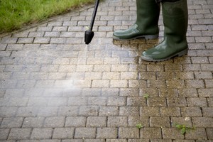 Pressure Washing in Chicago